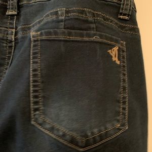 Skinny Jeans -VIP-like new condition-9/10, waist 32, L 31
